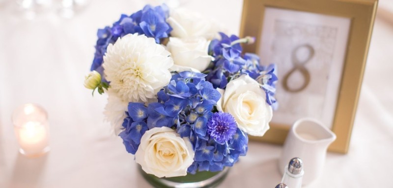Quieres Flores Azules en Tu Boda? Esto es lo Que Necesitas Saber